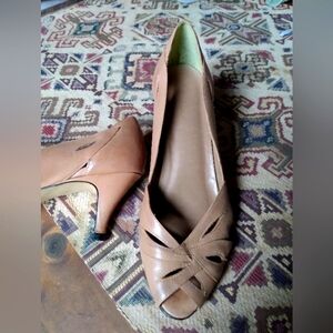 Calico Vintage Leather Peep-Toe Heels With Cutout Detail